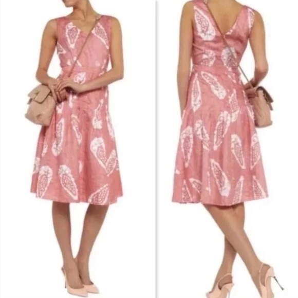 Tory Burch Runway Helen Batik Dress Beaded Appliqué Floral Size 4 - EUC! - Picture 2 of 8